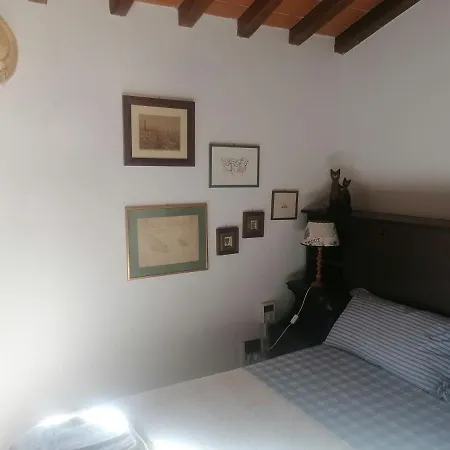 Casina In Pietra Holiday home