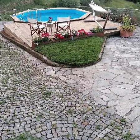 Casina In Pietra