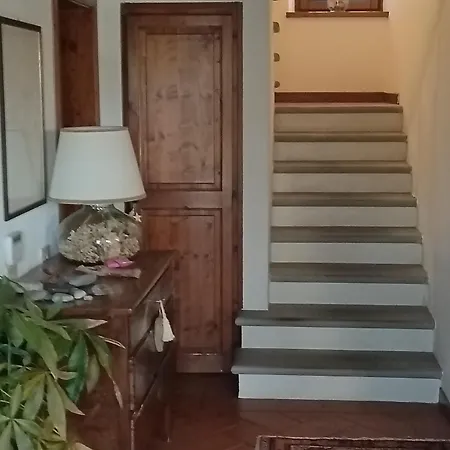 Casina In Pietra *